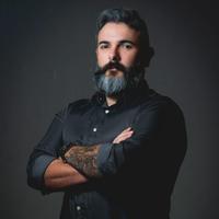 Dr. Eduardo Santos